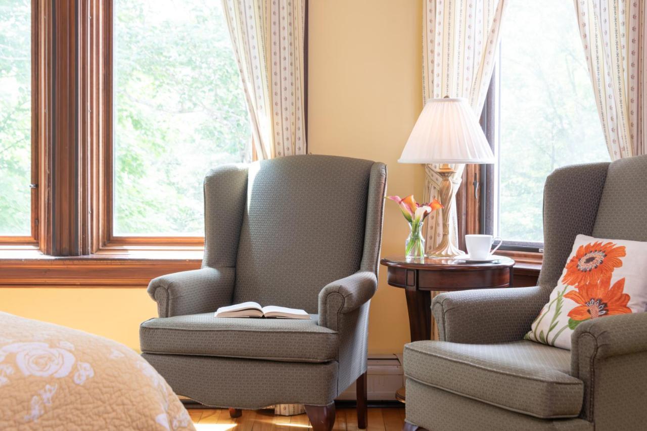 King Room with Garden View